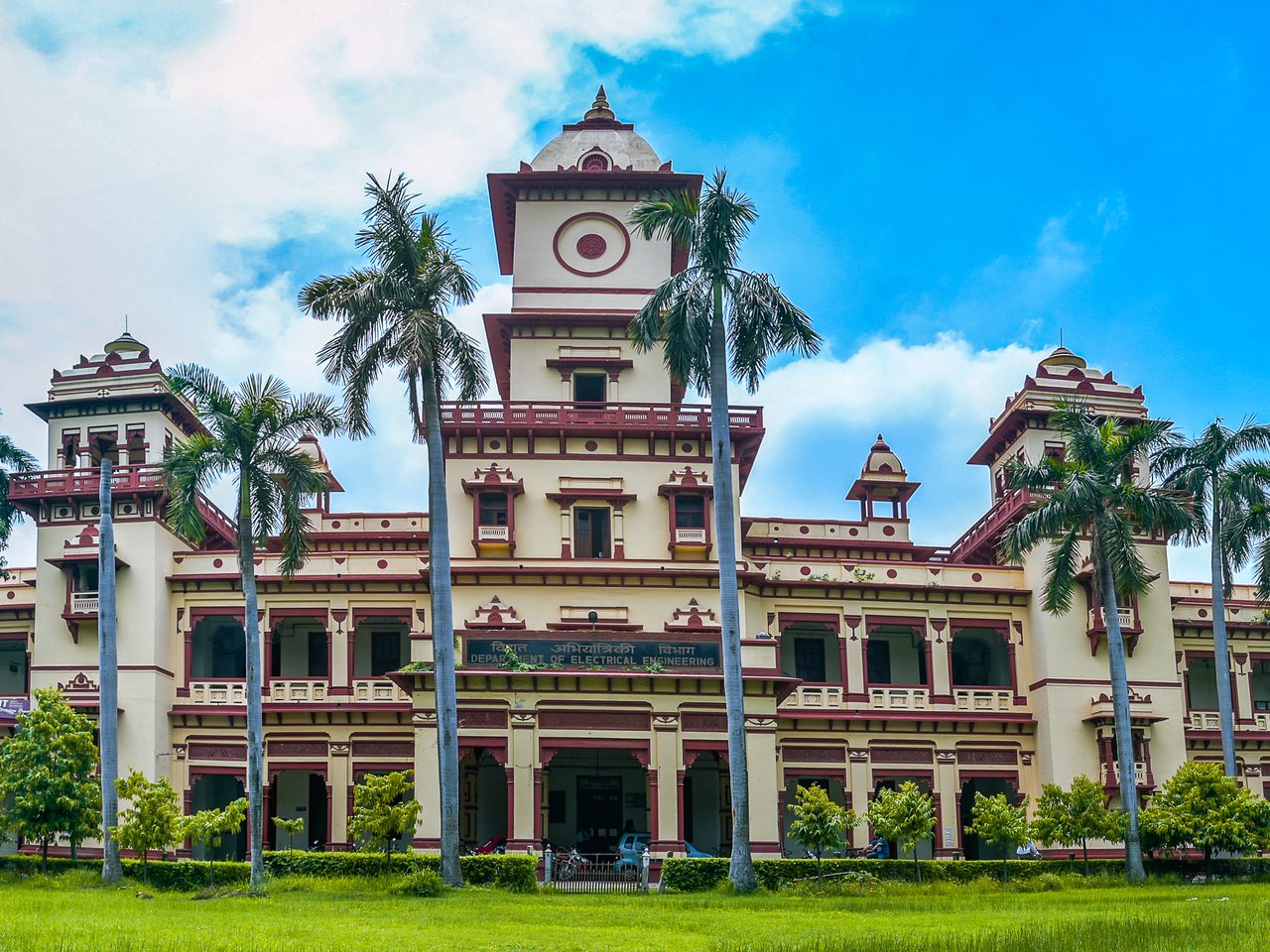 The campus of IIT (BHU), Varanasi (file photo)