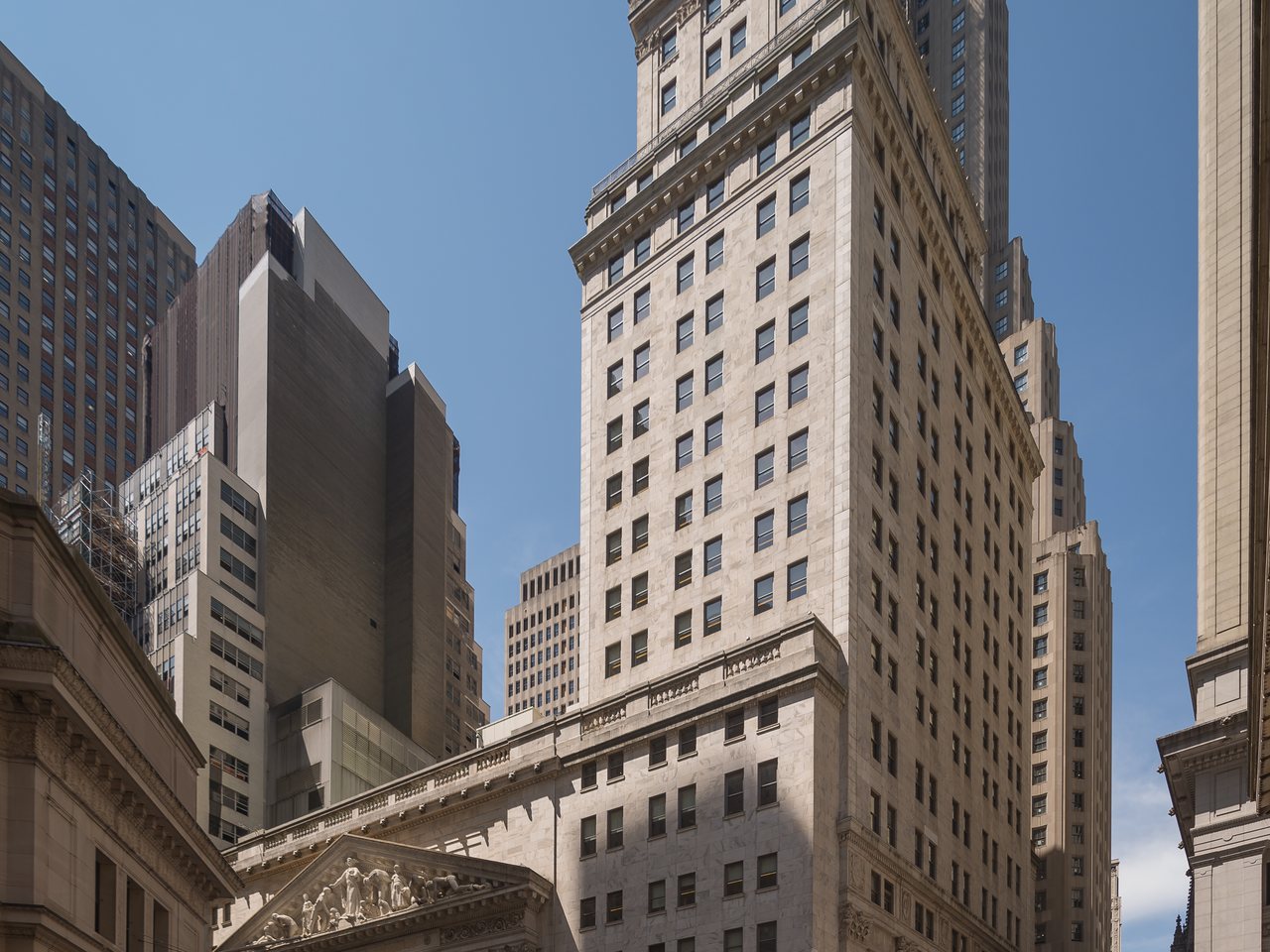 Federal Hall on Wall Street in New York (file photo)
