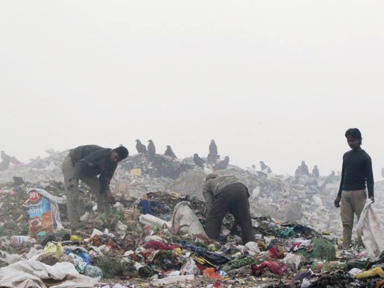 The Ghazipur landfill in east Delhi (file photo)