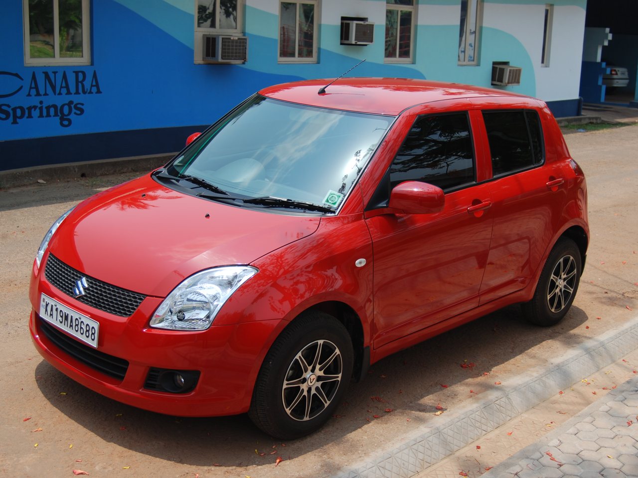 A Maruti Suzuki Swift